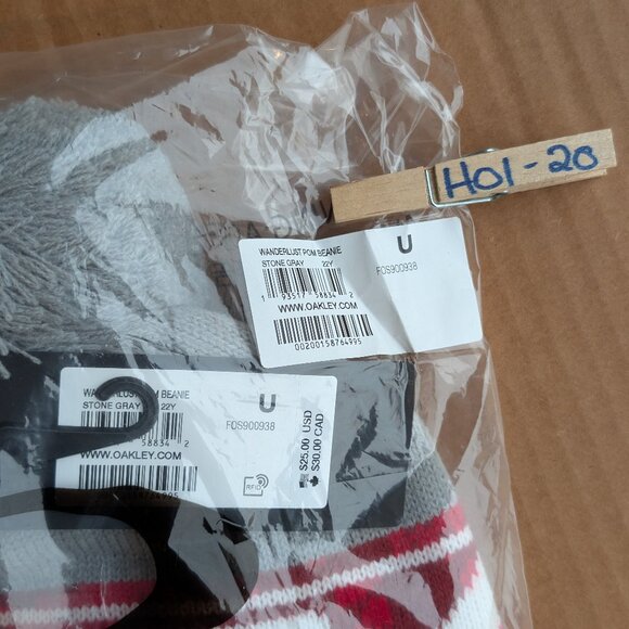 Oakley Adult Pom Beanie Wanderlust Grey/Red Snowboarding Ski Winter Snowboard Ho - Picture 4 of 4